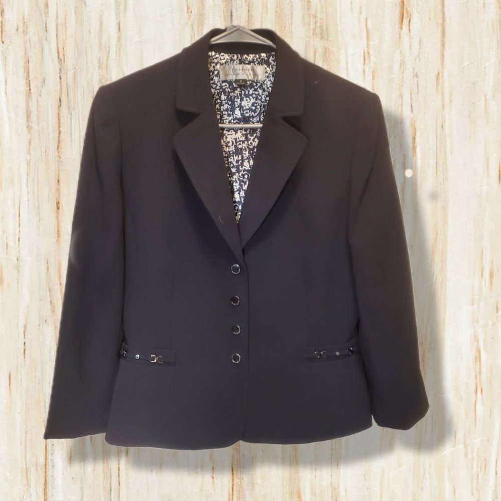 Tahari size 8 Midnight Blue blazer NWT